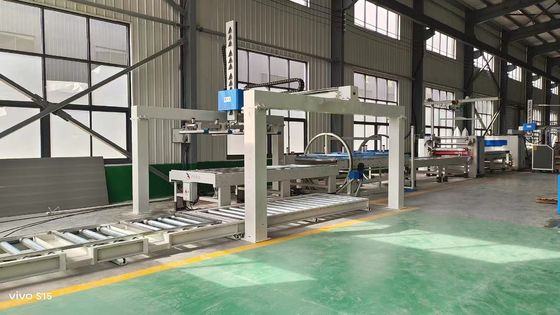 Machine de laminage PUR 1 à 14 m/min Pour les équipements de traitement du bois